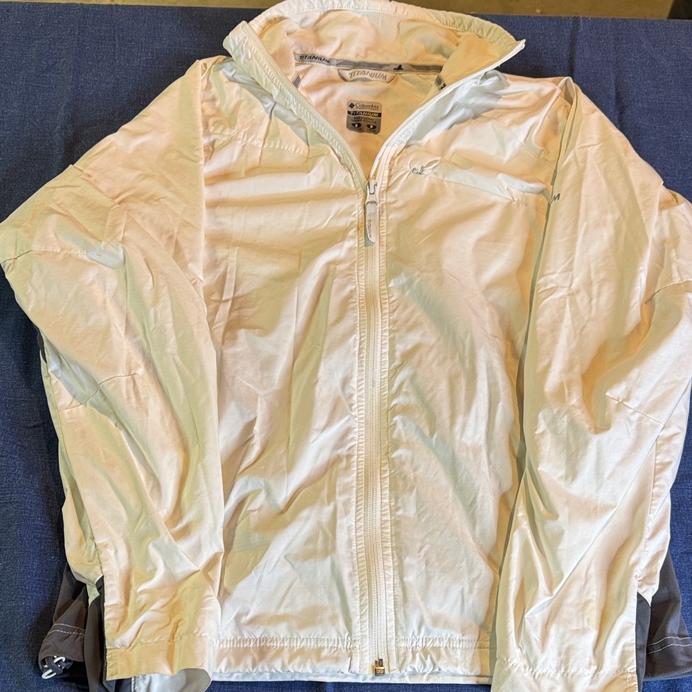Columbia Titanium Light Gray Jacket - image 1